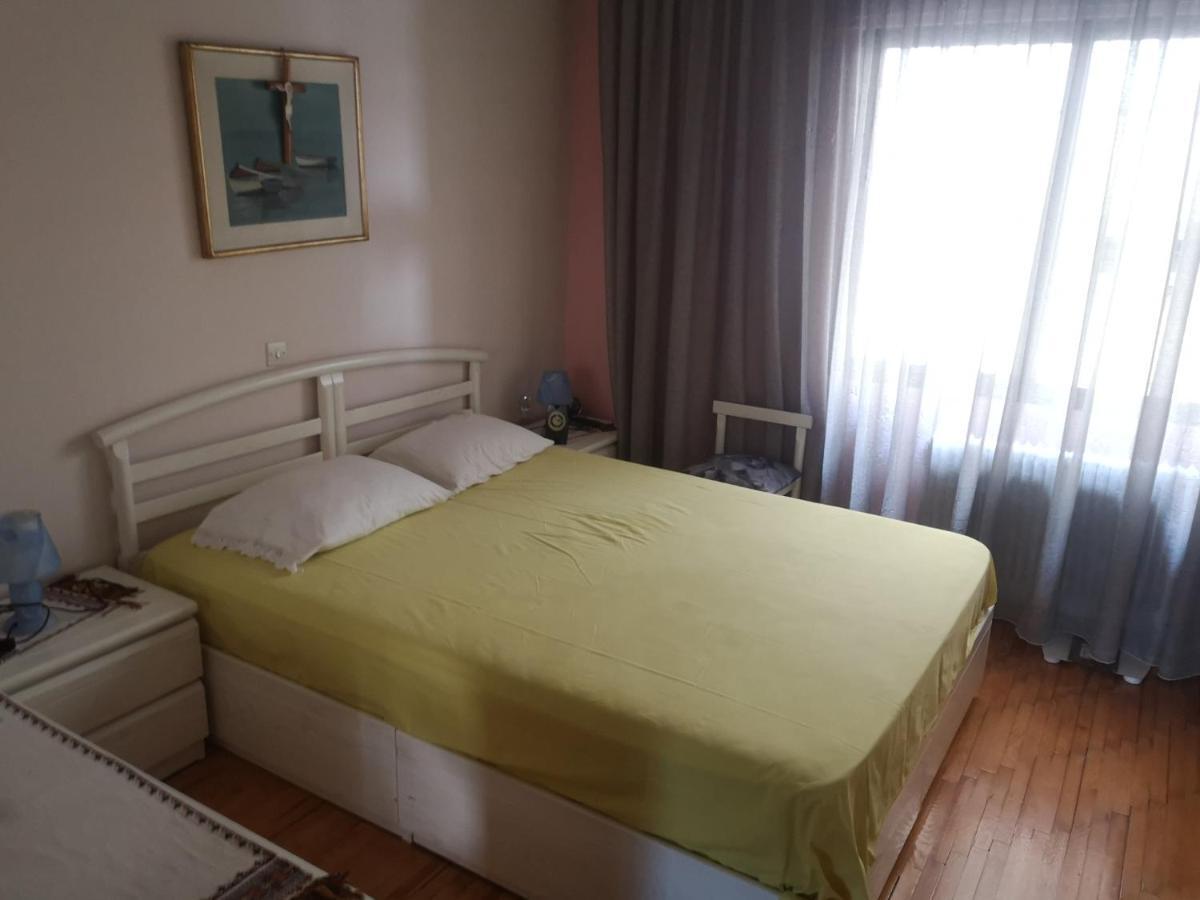 Comfortable Apartment In Kato Toumpa Thessaloniki Exterior photo